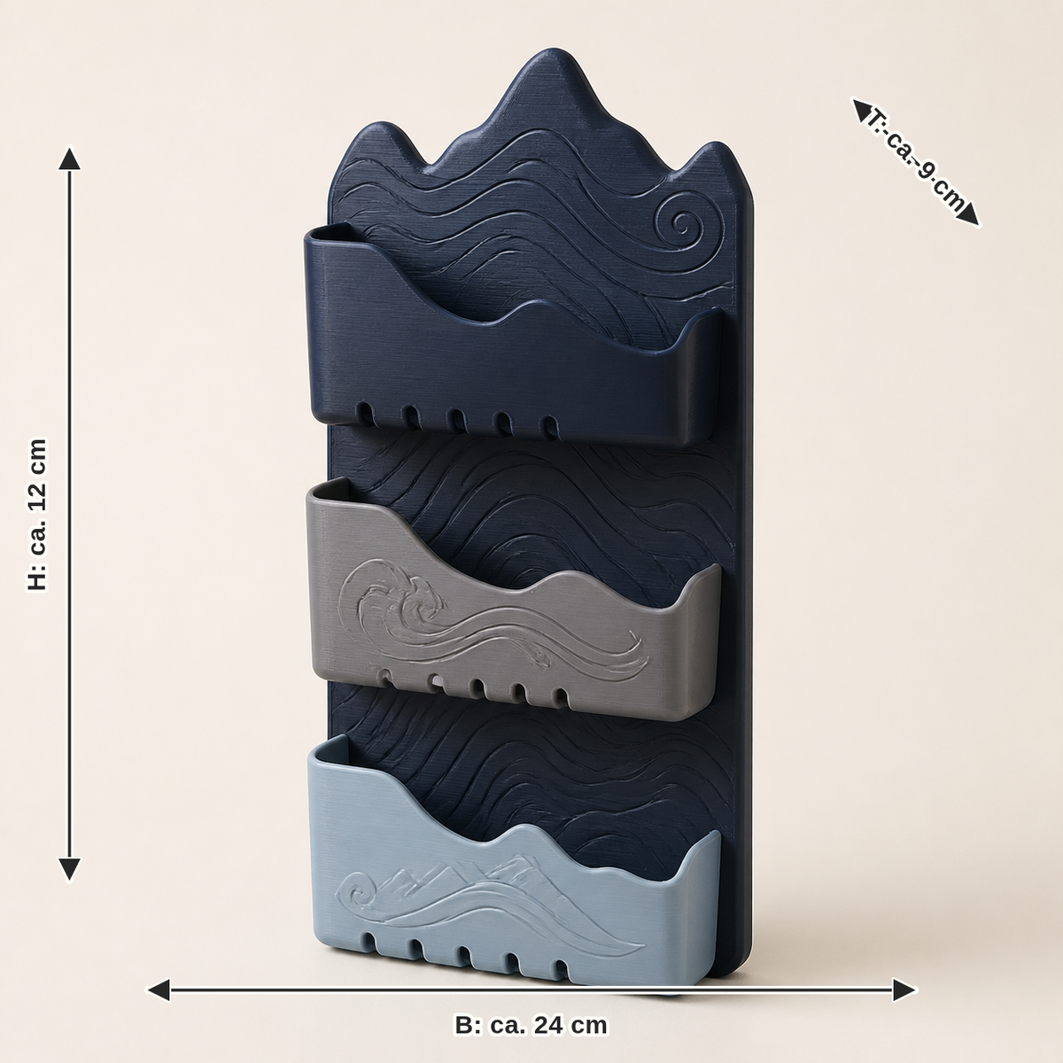 Maßbild für Bad-Wandorganizer Flow – Nordisch & Mythisch: Breite ca. 24 cm, Tiefe ca. 9 cm, Höhe ca. 12 cm