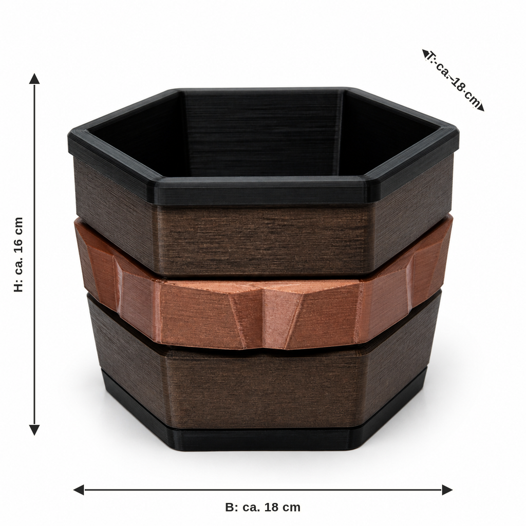 Measurement for faceted planter in wood optics and terracotta: width approx. 18 cm, depth approx. 18 cm, height approx. 16 cm
