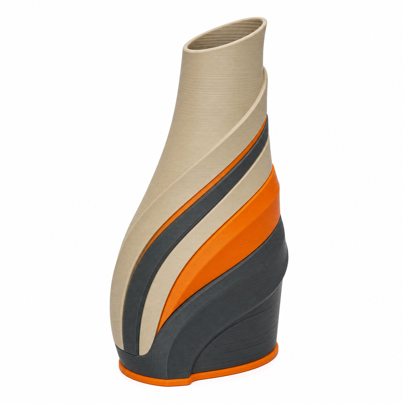 Geschwungene Vase mit orangefarbenem Wellenband – Produktansicht auf weißem Hintergrund; Farben: Beige, Dunkelgrau und Orange.