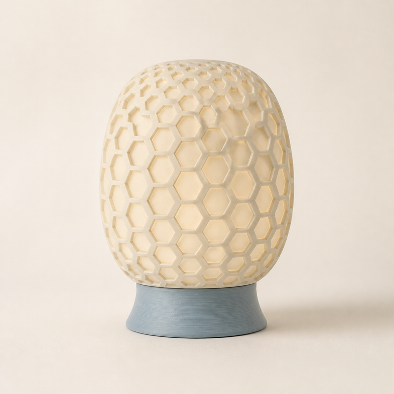 LED table lamp honeycomb core – serene made of PETG on bright studio background