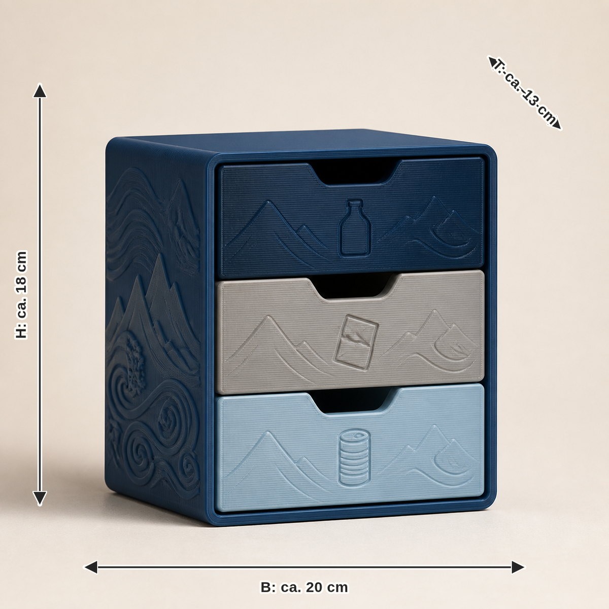 Maßbild für Mini-Sortierbox Trio – Nordisch & Mythisch: Breite ca. 20 cm, Tiefe ca. 13 cm, Höhe ca. 18 cm
