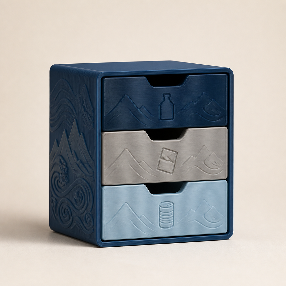 Mini-Sortierbox Trio – Nordisch & Mythisch aus PETG auf hellem Studiohintergrund