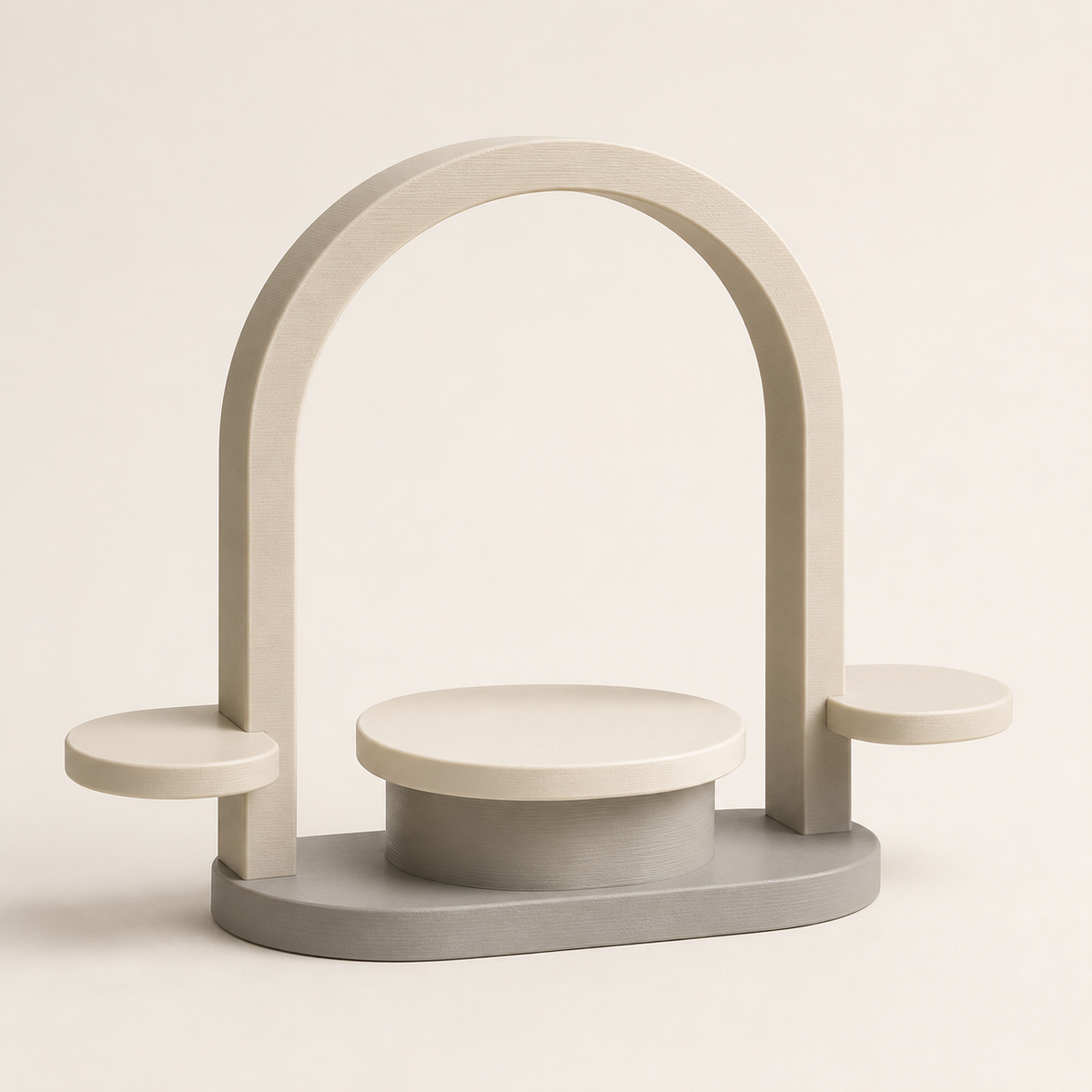 Präsentationsständer Portal – Minimalistisch aus PETG auf hellem Studiohintergrund
