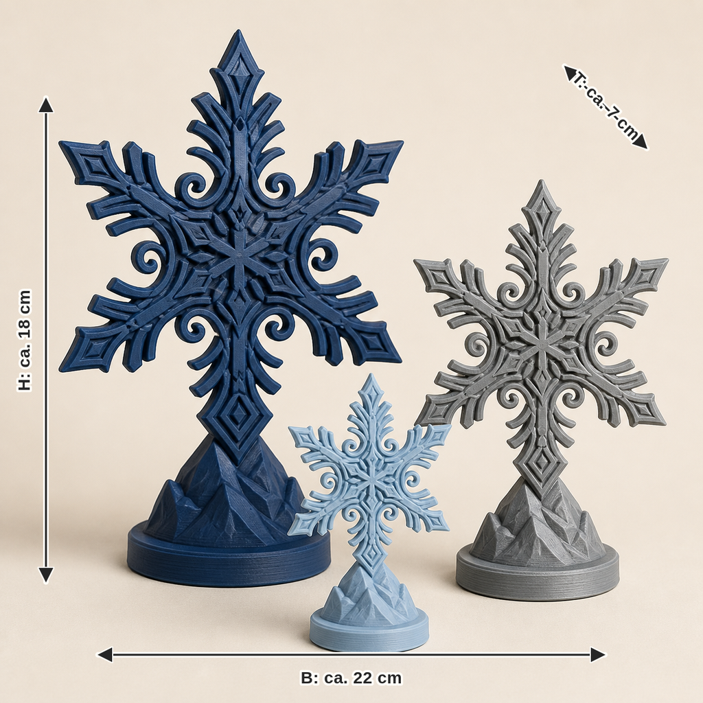Maßbild für Schneeflocken-Trio Kristallwind – Nordisch & Mythisch: Breite ca. 22 cm, Tiefe ca. 7 cm, Höhe ca. 18 cm