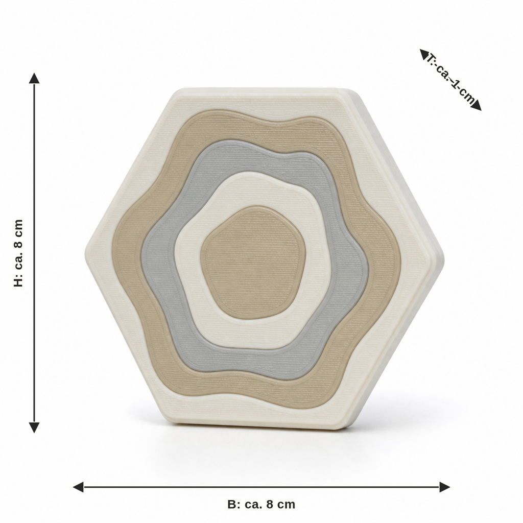 Maßbild für Sechseckiger Magnet mit ruhigen Höhenringen: Breite ca. 8 cm, Tiefe ca. 1 cm, Höhe ca. 8 cm
