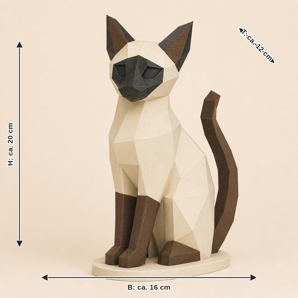 Maßbild für Siamkatze-Low-Poly-Skulptur Facettenfigur: Breite ca. 16 cm, Tiefe ca. 12 cm, Höhe ca. 20 cm