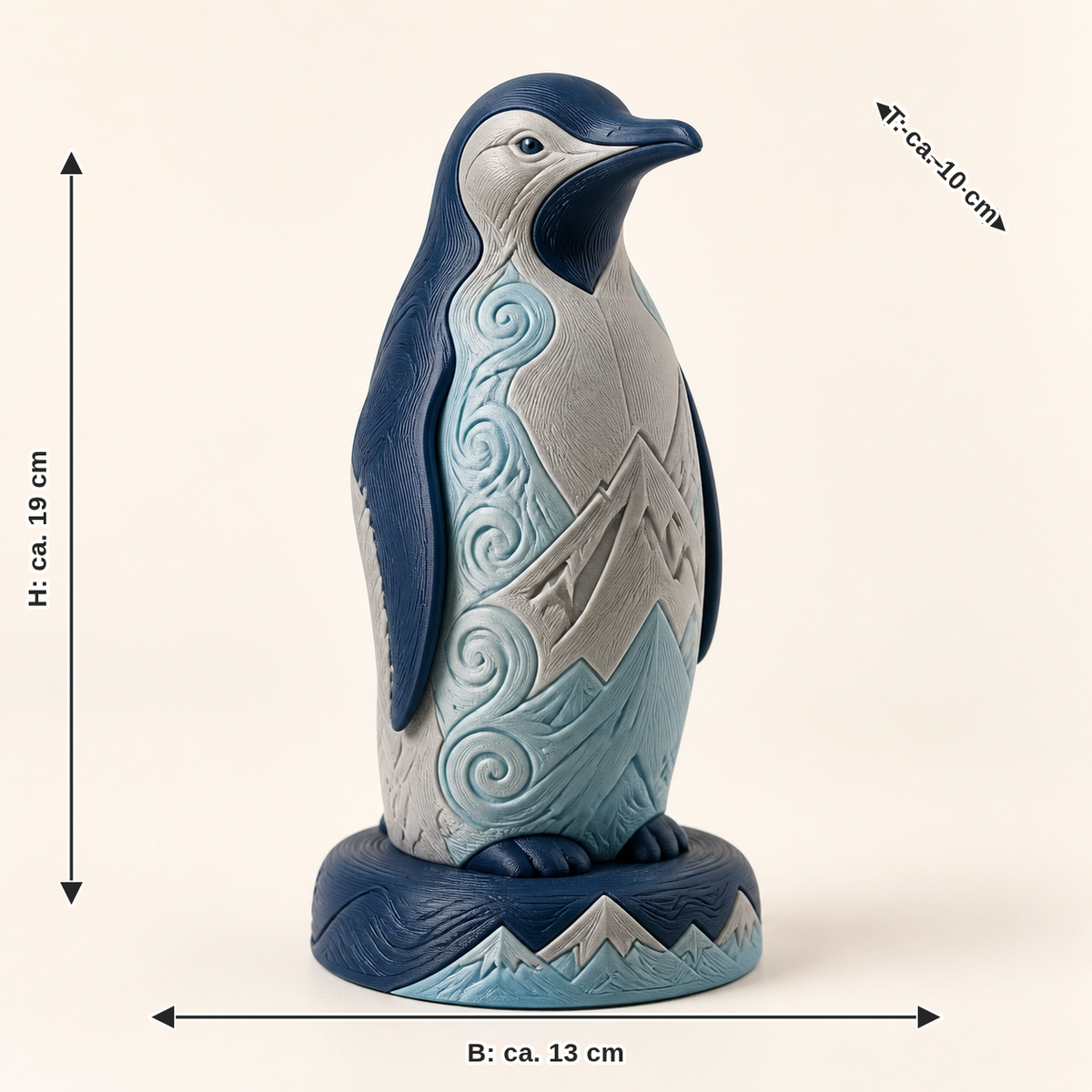 Maßbild für Winterfigur Pinguin Eisgruß – Nordisch & Mythisch: Breite ca. 13 cm, Tiefe ca. 10 cm, Höhe ca. 19 cm