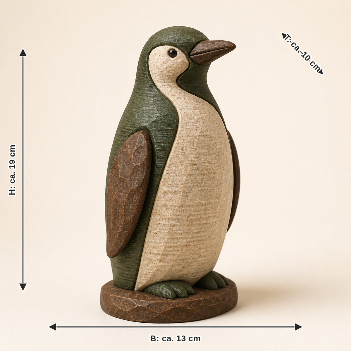 Maßbild für Winterfigur Pinguin Eisgruß – Urig: Breite ca. 13 cm, Tiefe ca. 10 cm, Höhe ca. 19 cm